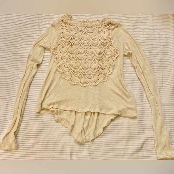 Urban Outfitters: Pins and Needles “Crochet Back Inset Cardigan” - Picture 7 of 11